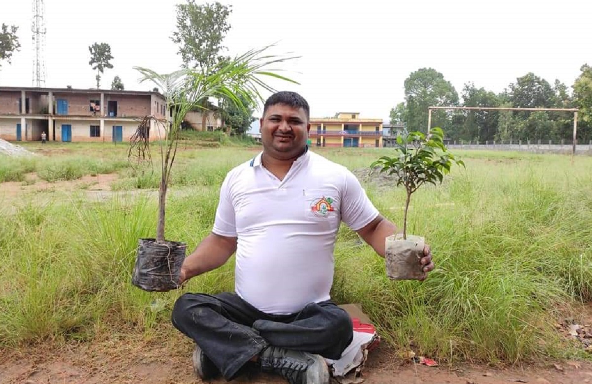 किरण सापकोटा